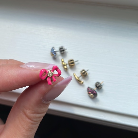 Adorable Juicy couture earring set! - Picture 3 of 7